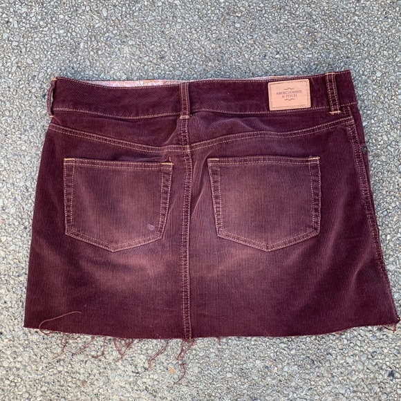 Y2K Abercrombie and Fitch plum corduroy skirt, six - Picture 2 of 5